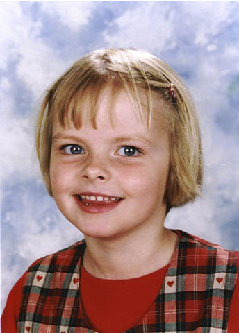 Schoolfoto van Elza, mei 2001